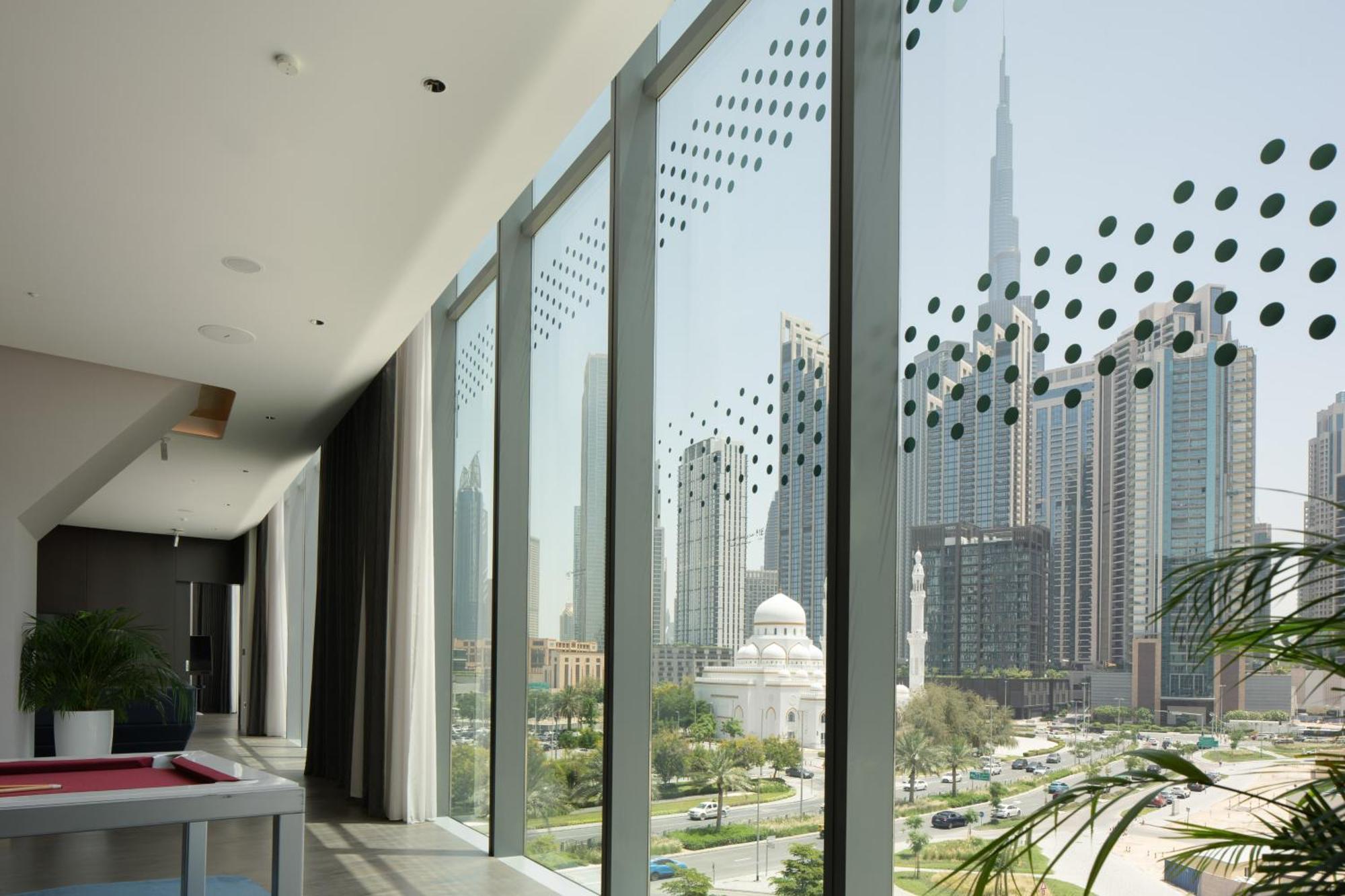 Hotel Me By Melia 5*